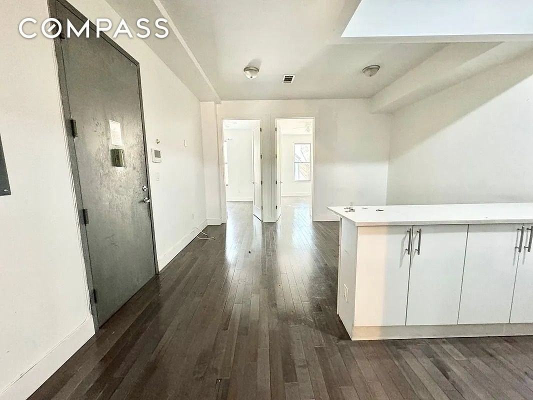 264 Saratoga Ave #2 - Photo 7 of 12