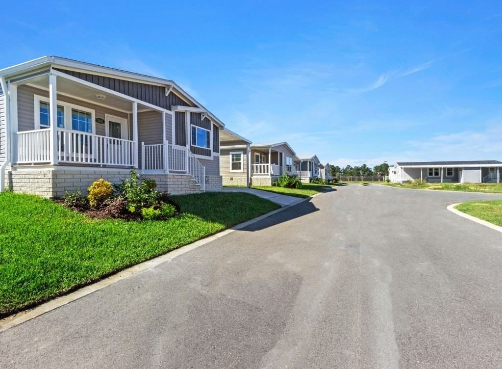 10907 Sw 30th Ave #113B - Photo 7 of 21