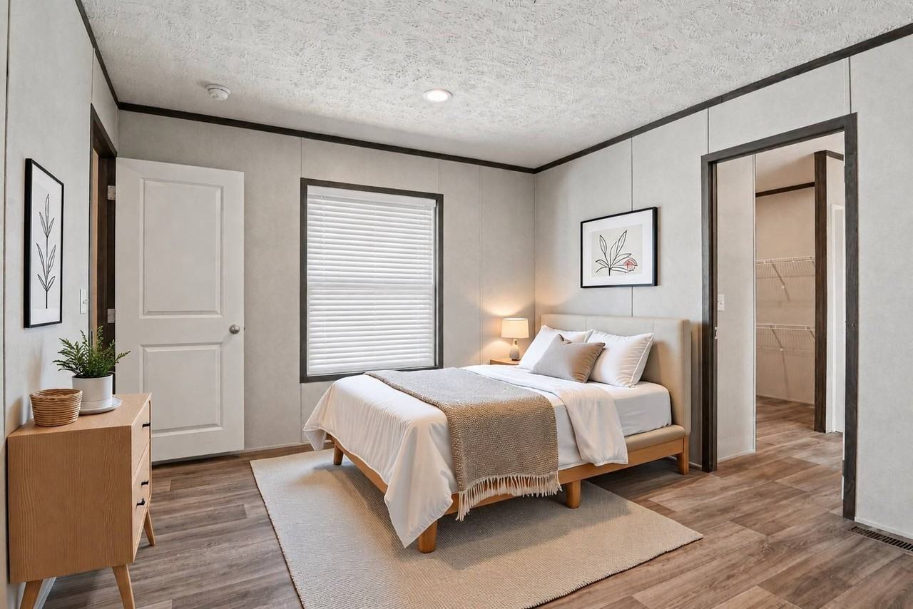 105 Hollys Eddy Ln - Photo 5 of 13