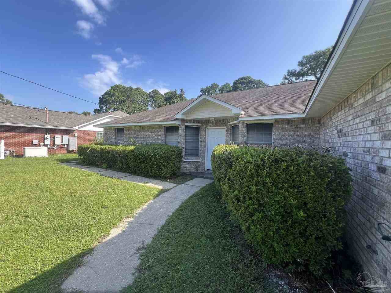 9046 Caribbean Dr - Photo 2 of 37