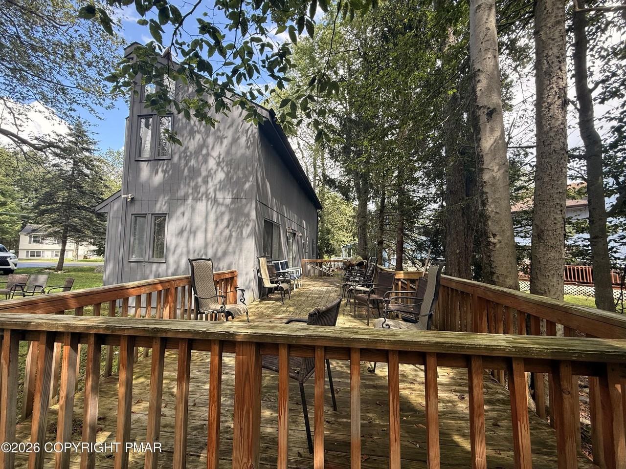 628 Forest Dr - Photo 3 of 38