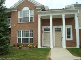 featured image of 16872 Dover Dr