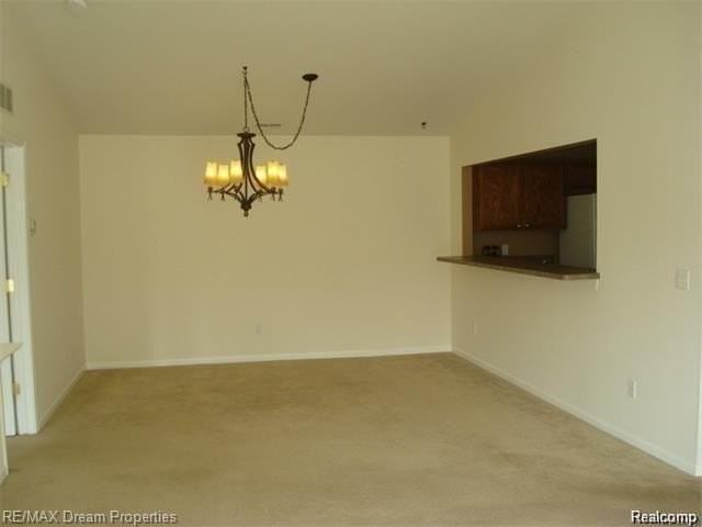 16872 Dover Dr - Photo 3 of 14