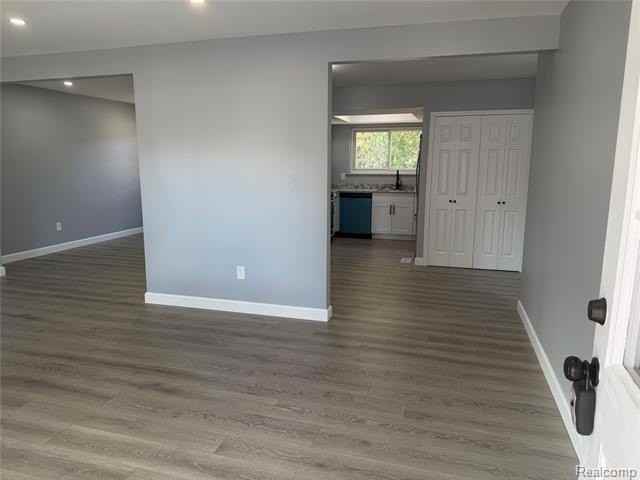 20698 Coachwood Rd - Photo 4 of 37