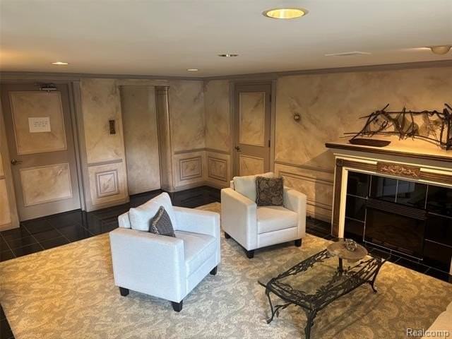 450 Oak Ave #100 - Photo 3 of 10