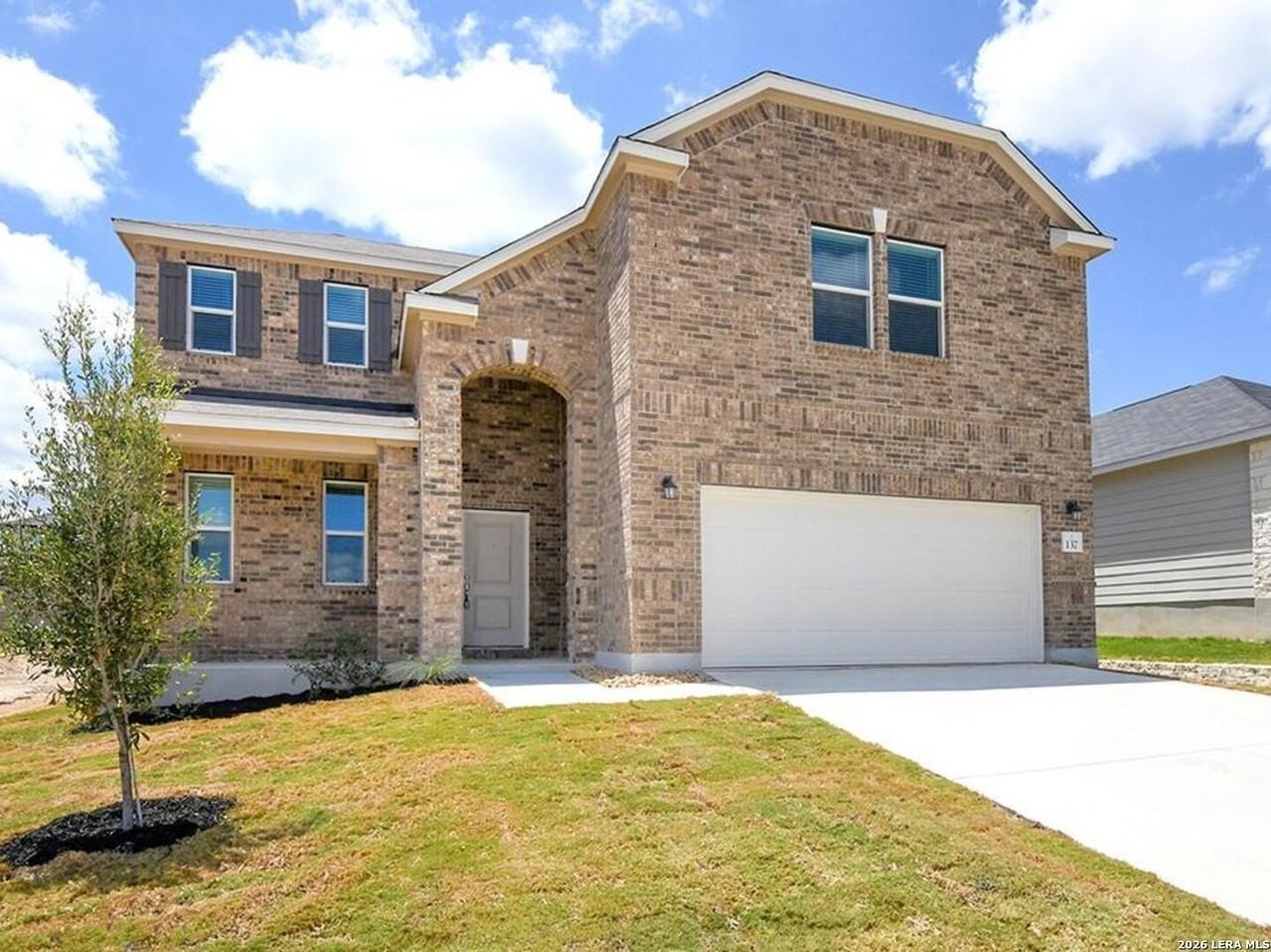 137 Local Wave Dr - Photo 2 of 23