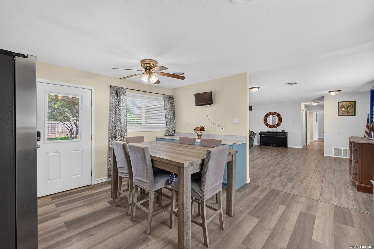 209 Greenlawn Ave - Photo 6 of 31