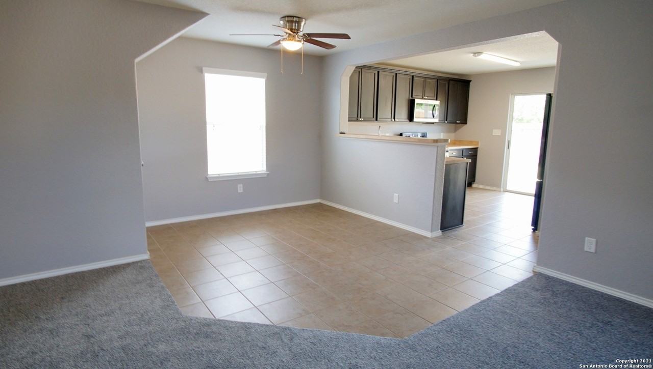 25114 Remington Oaks - Photo 5 of 31