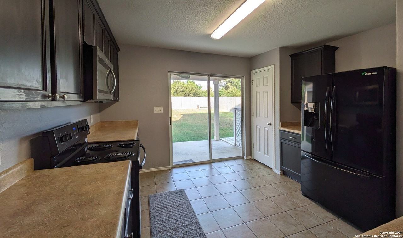 25114 Remington Oaks - Photo 7 of 31
