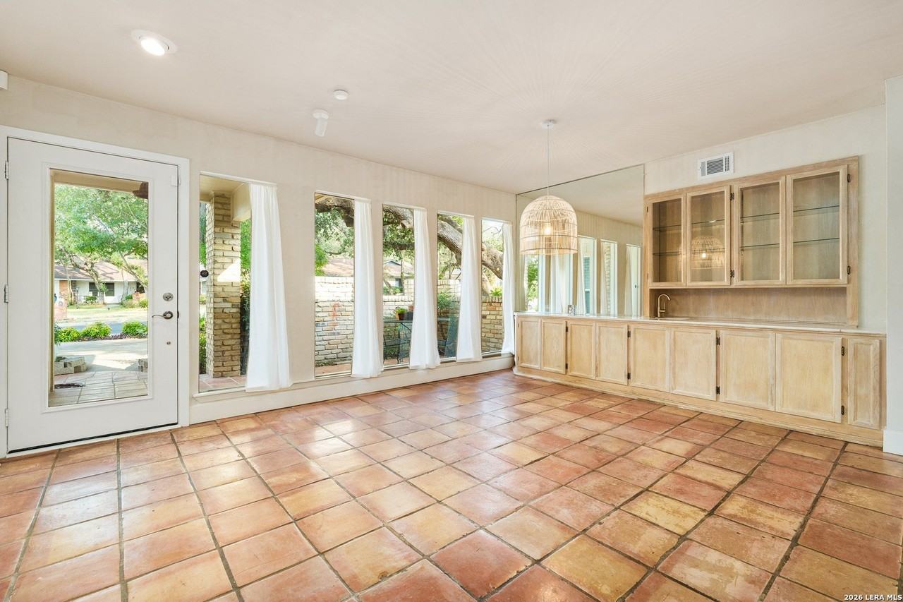 11643 Persuasion Dr - Photo 5 of 23
