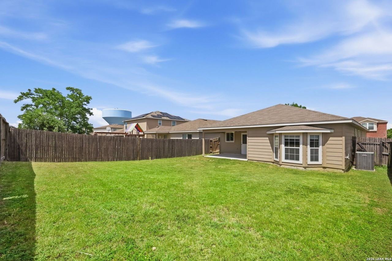 24211 Invitation Oak - Photo 6 of 28