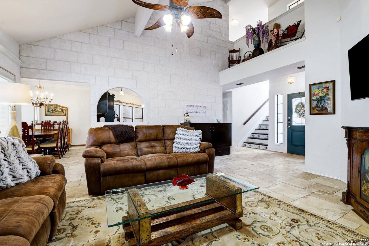 2654 Chestnut Bnd - Photo 4 of 39