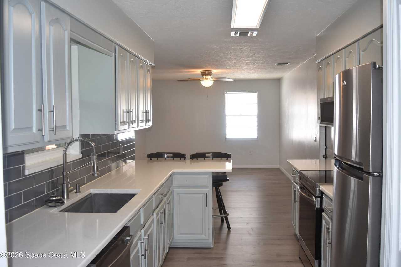 364 Brookedge St Ne - Photo 4 of 25