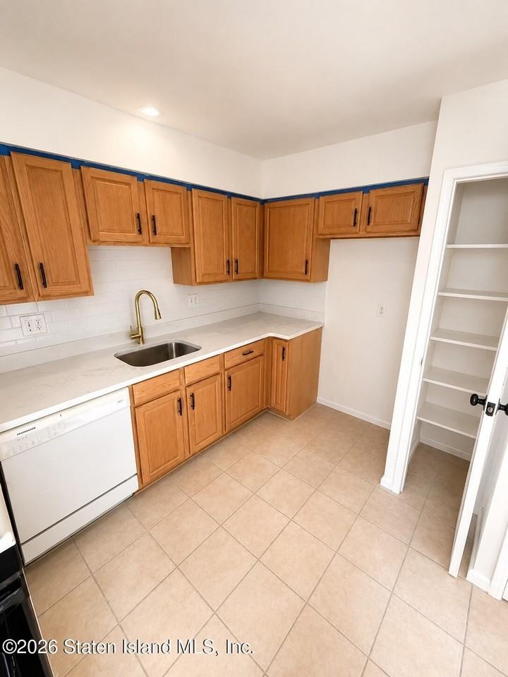 770 Woolley Ave #2 - Photo 4 of 10