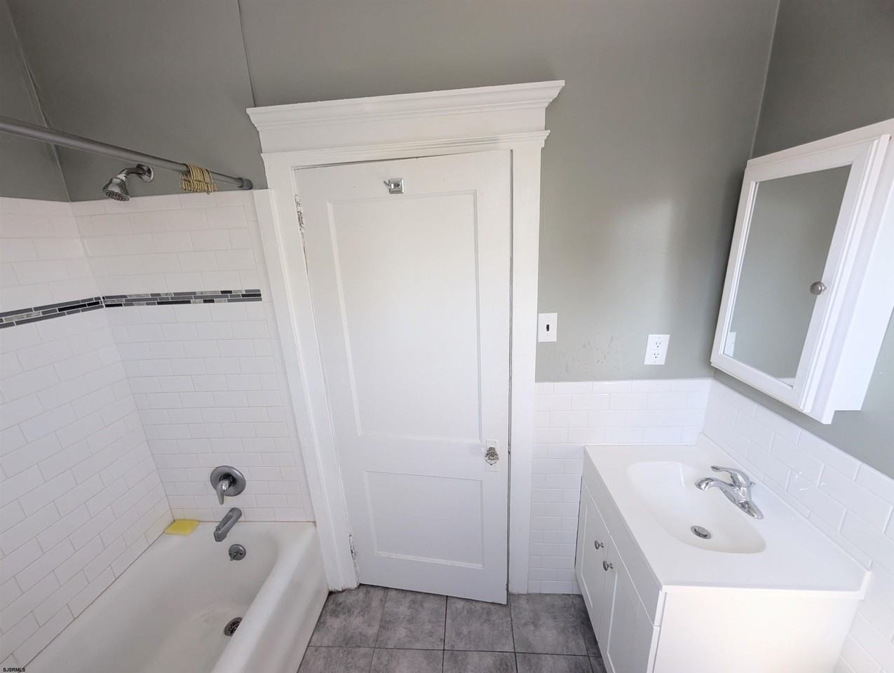 2 N Portland Ave #3 - Photo 5 of 7