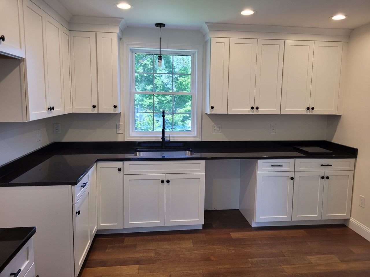 267 S Main St - Photo 3 of 11