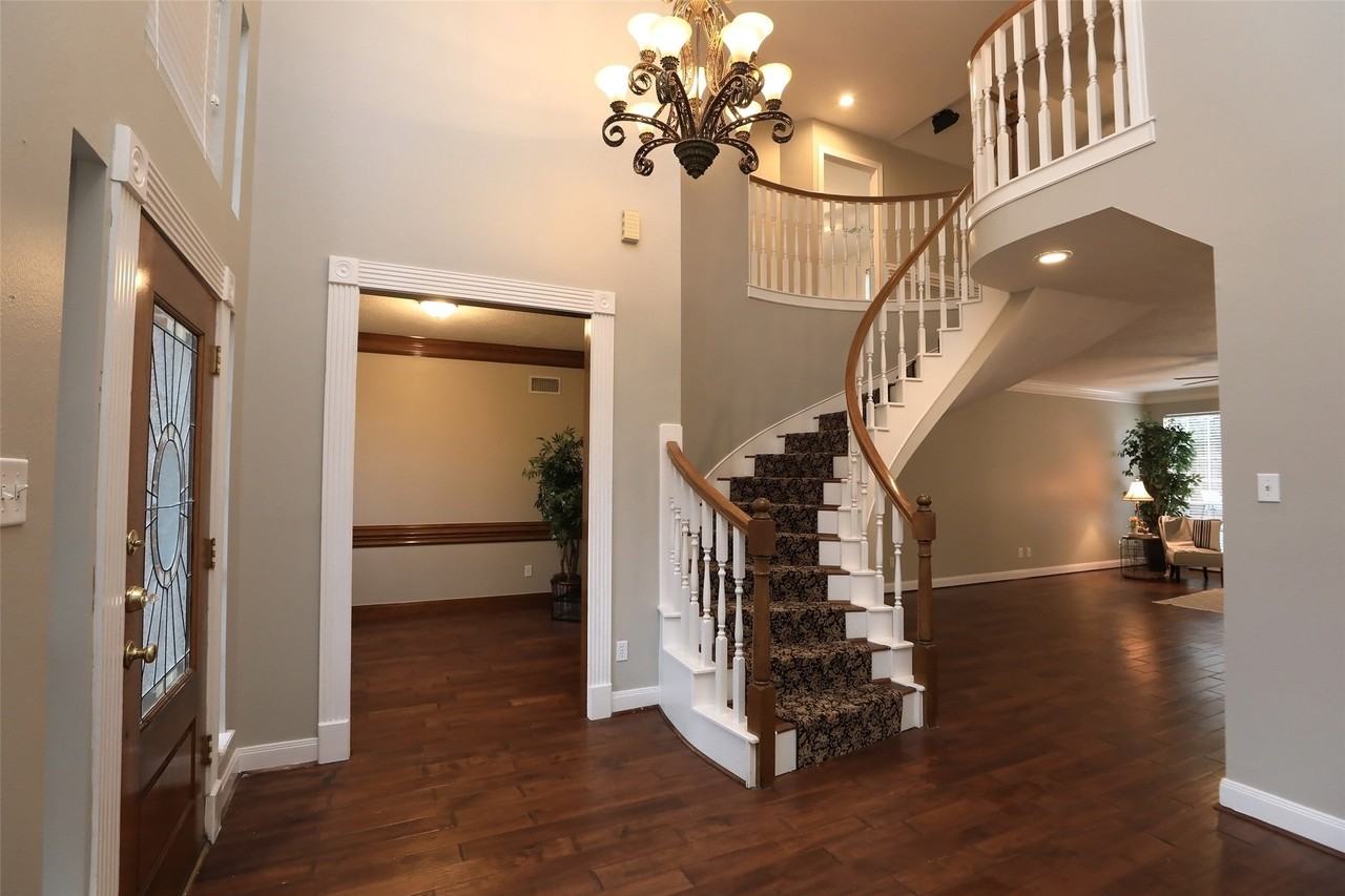 7906 Tizerton Ct - Photo 6 of 50