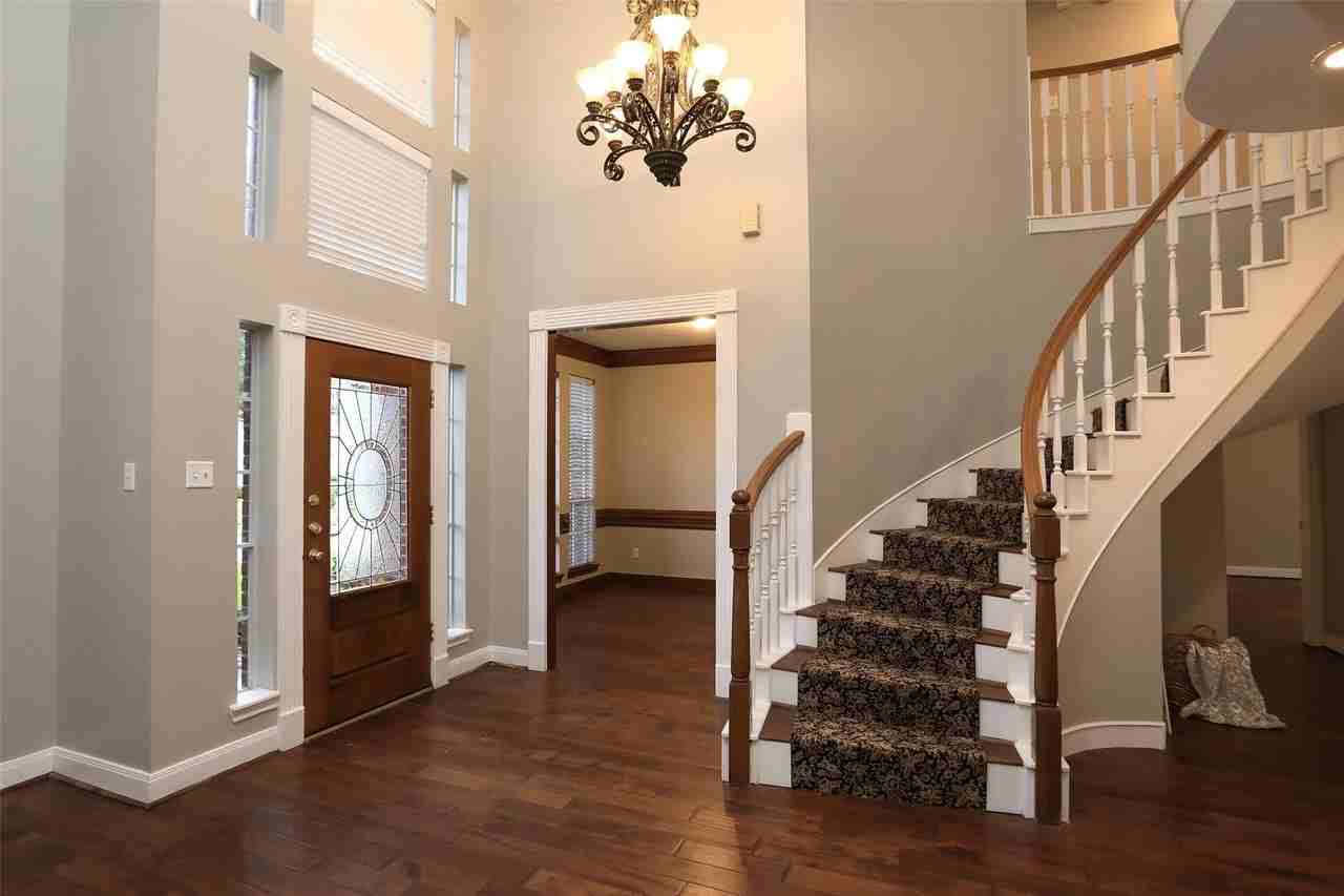 7906 Tizerton Ct - Photo 7 of 50