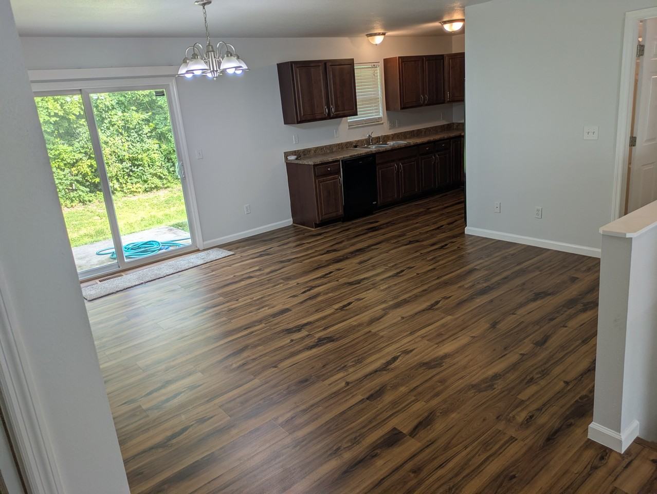 11 Norman Dr - Photo 3 of 10