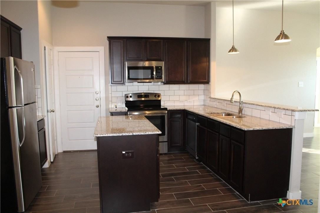 502 Creekside Frst - Photo 3 of 13