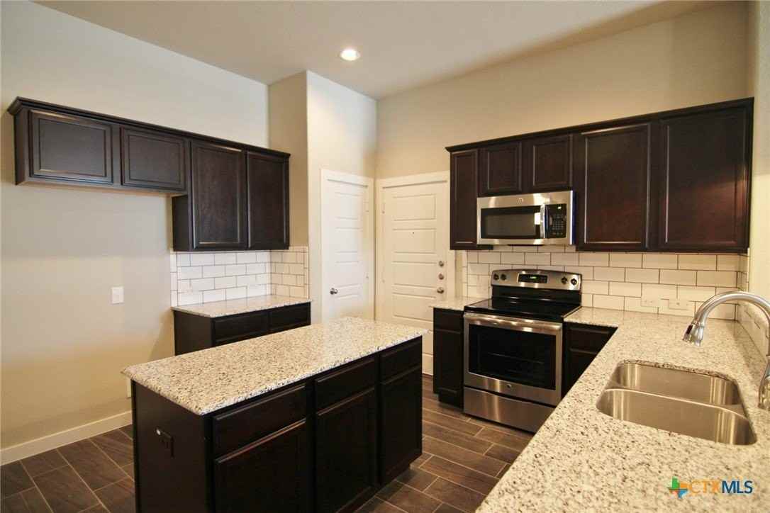 502 Creekside Frst - Photo 6 of 13