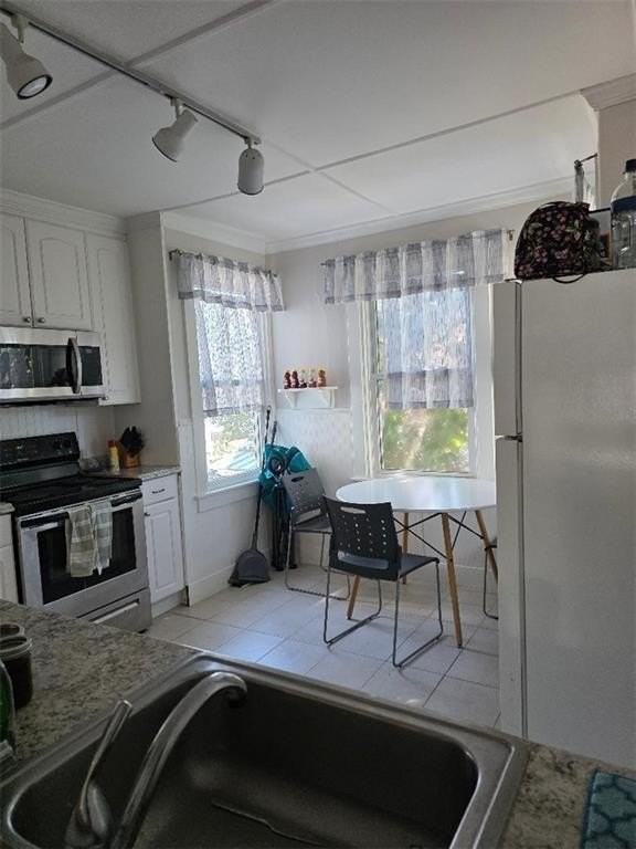 15 Webster St #2 - Photo 4 of 11
