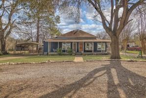 featured image of 158 7th St