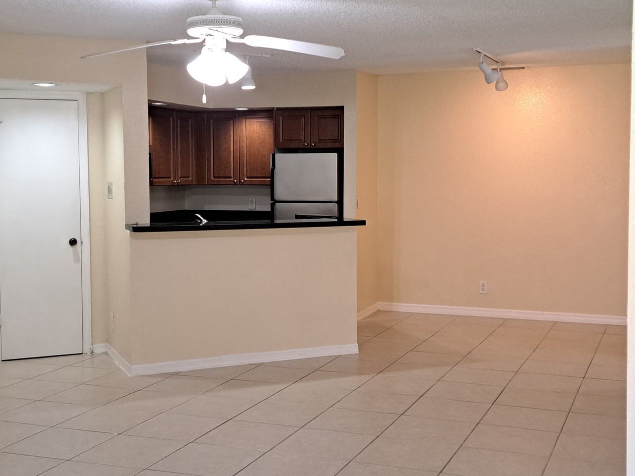 3470 Pinewalk Dr N - Photo 6 of 24