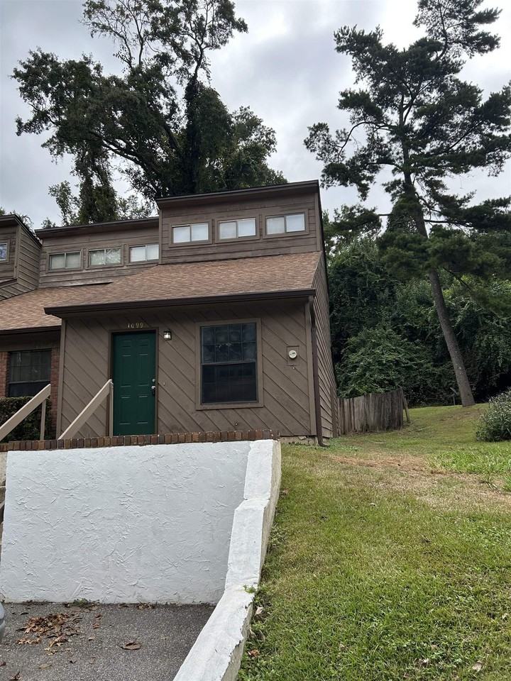 1099 Ocala Rd - Photo 2 of 16