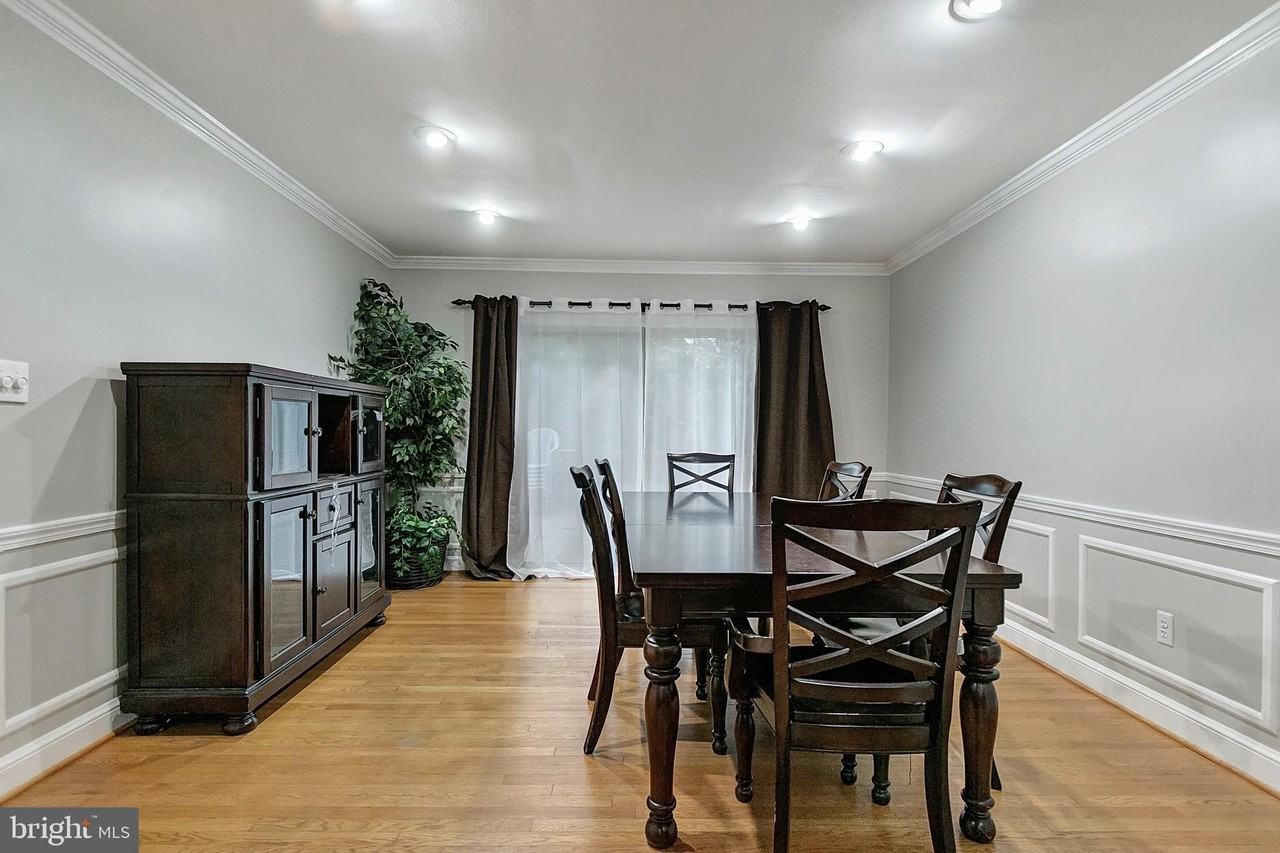 2108 48th St Nw - Photo 6 of 41