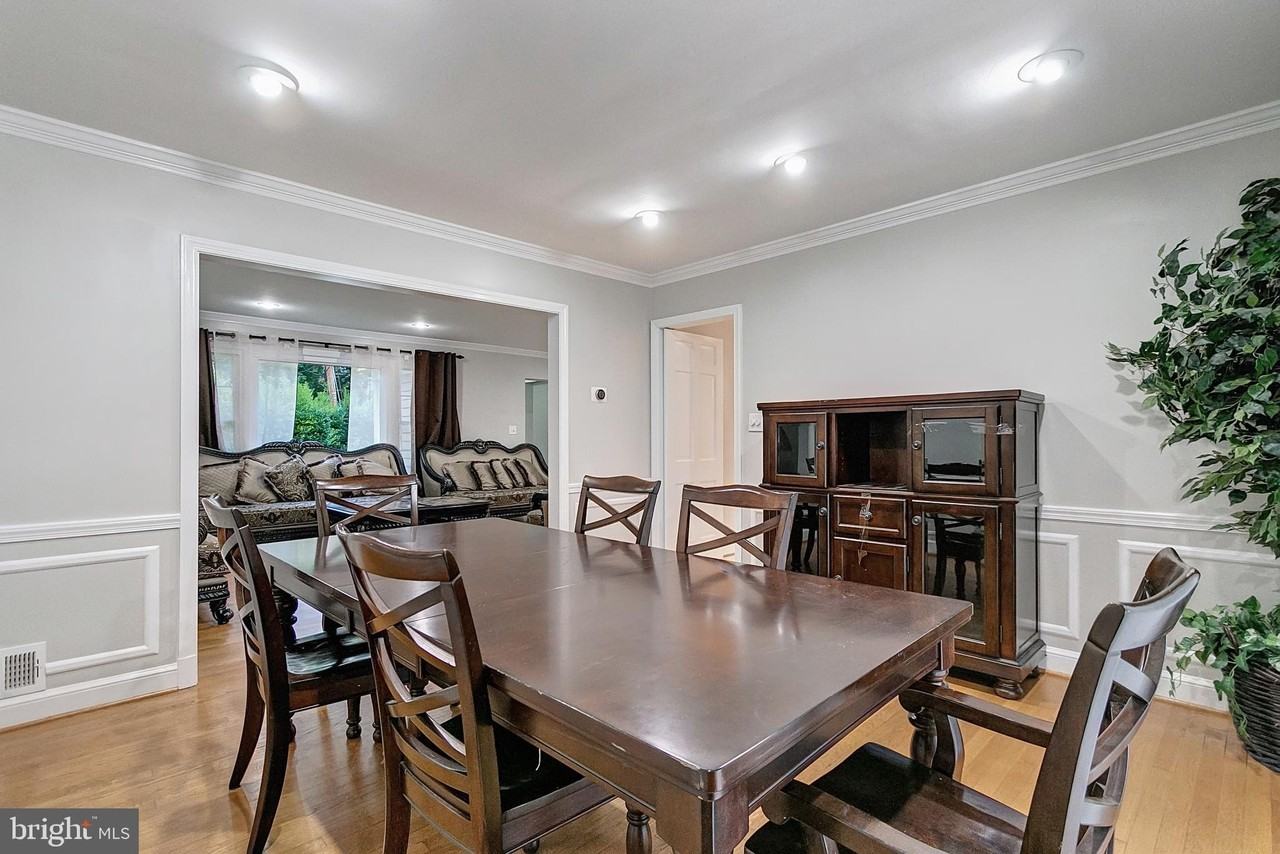 2108 48th St Nw - Photo 7 of 41