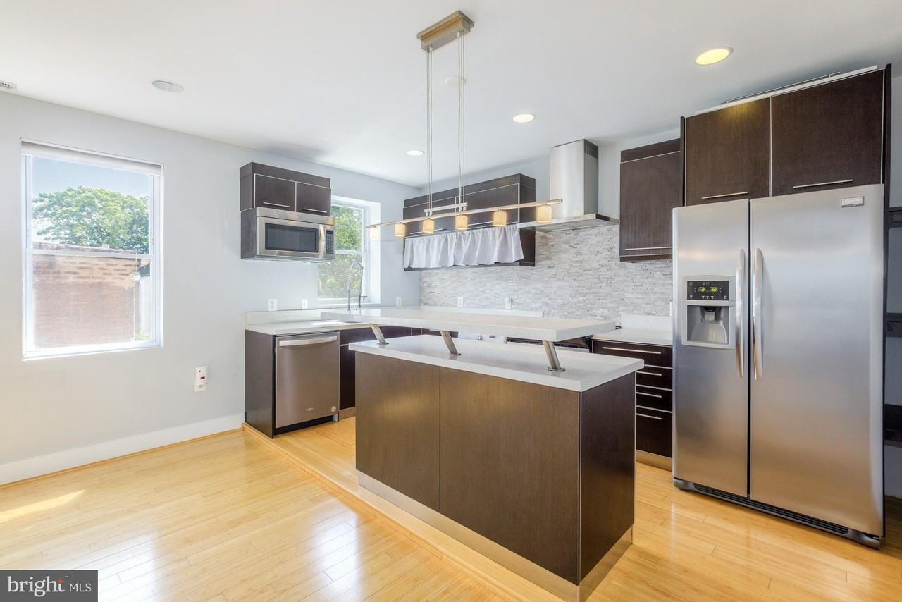 1409 G St Ne #23 - Photo 4 of 18