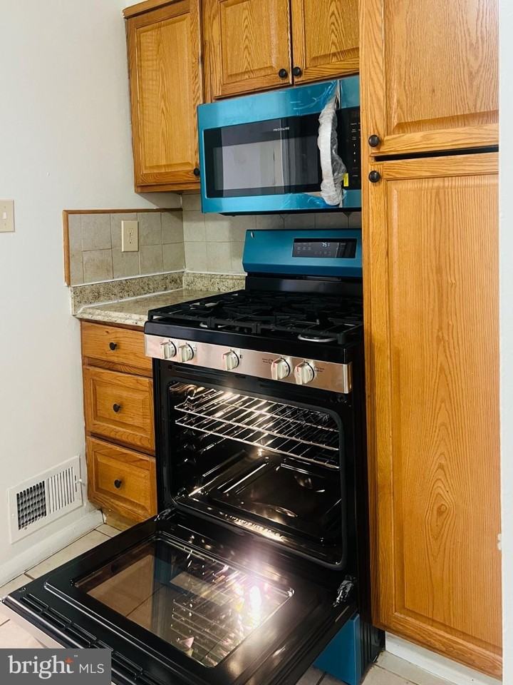 4901 Fitch Pl Ne - Photo 5 of 31
