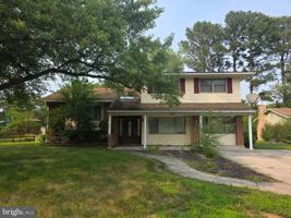 featured image of 812 Leeds Ln