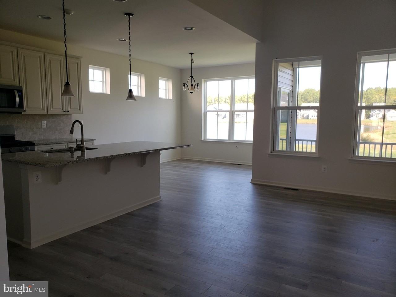 36241 Watch Hill Rd - Photo 2 of 24