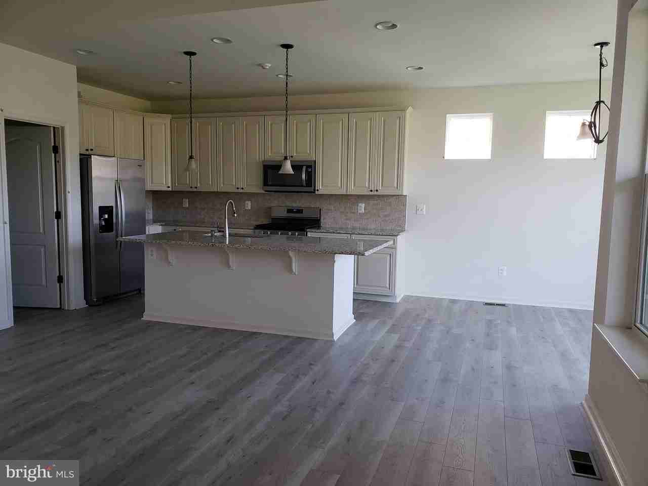 36241 Watch Hill Rd - Photo 4 of 24