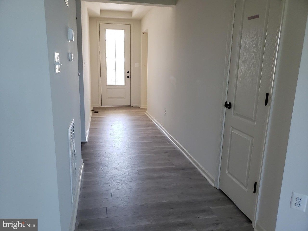 36241 Watch Hill Rd - Photo 7 of 24