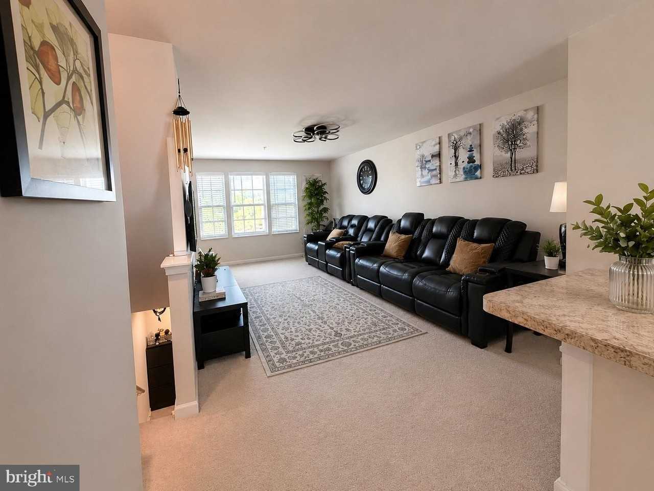 9827 Posterity Ln - Photo 3 of 28