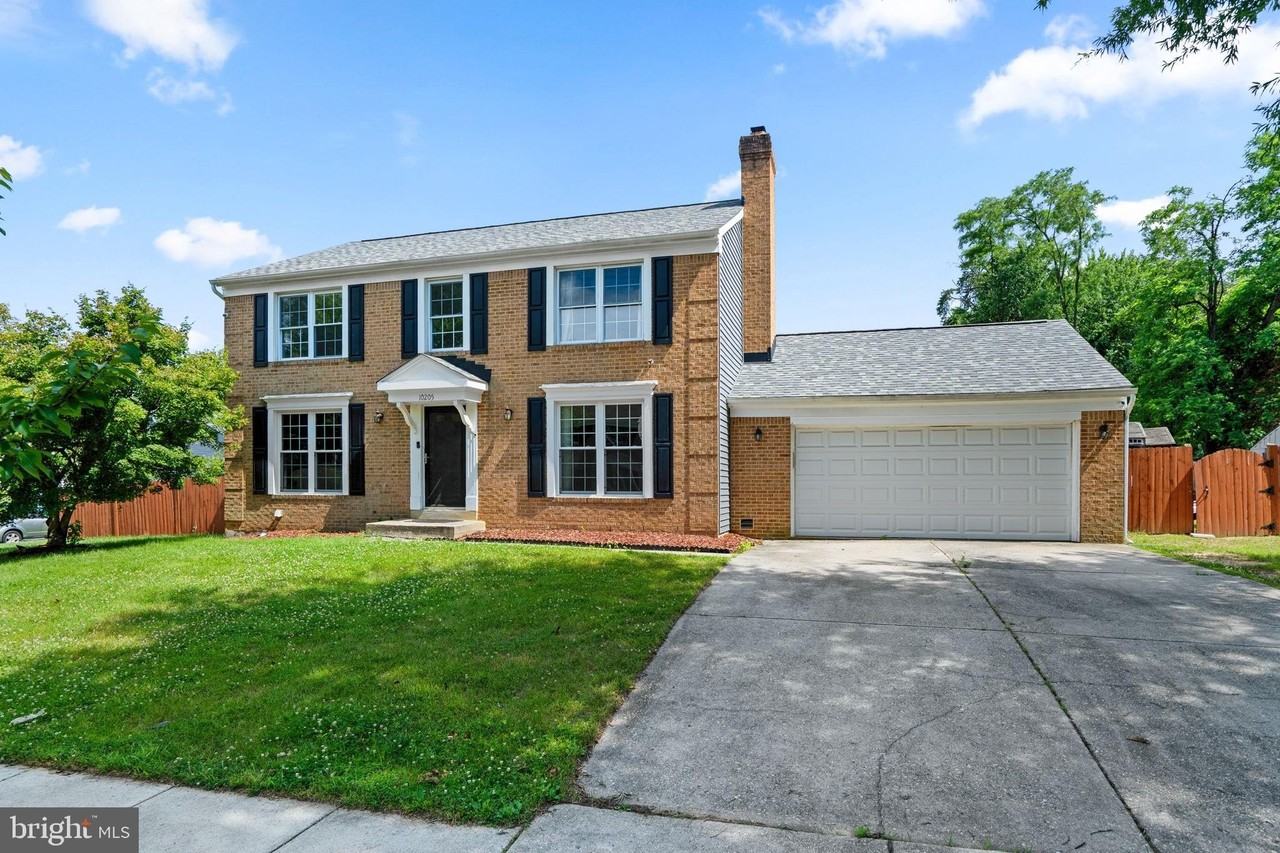 10205 Balsamwood Dr - Photo 2 of 43