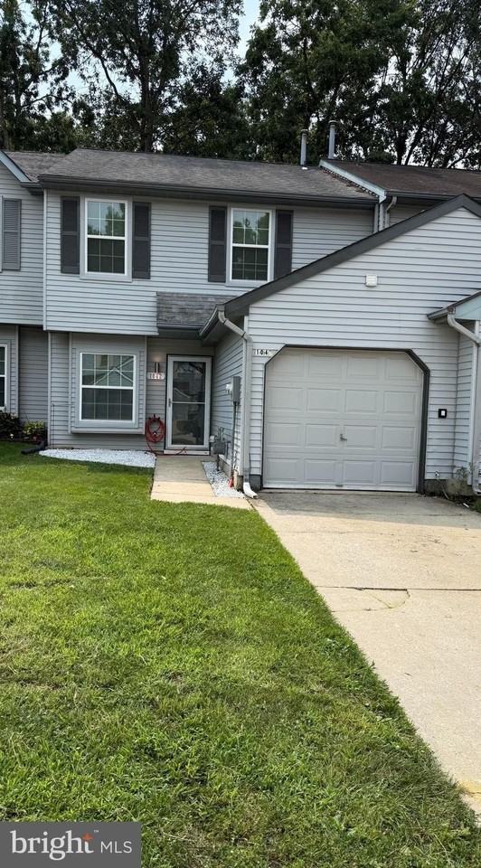 1042 Baywood Dr - Photo 2 of 19