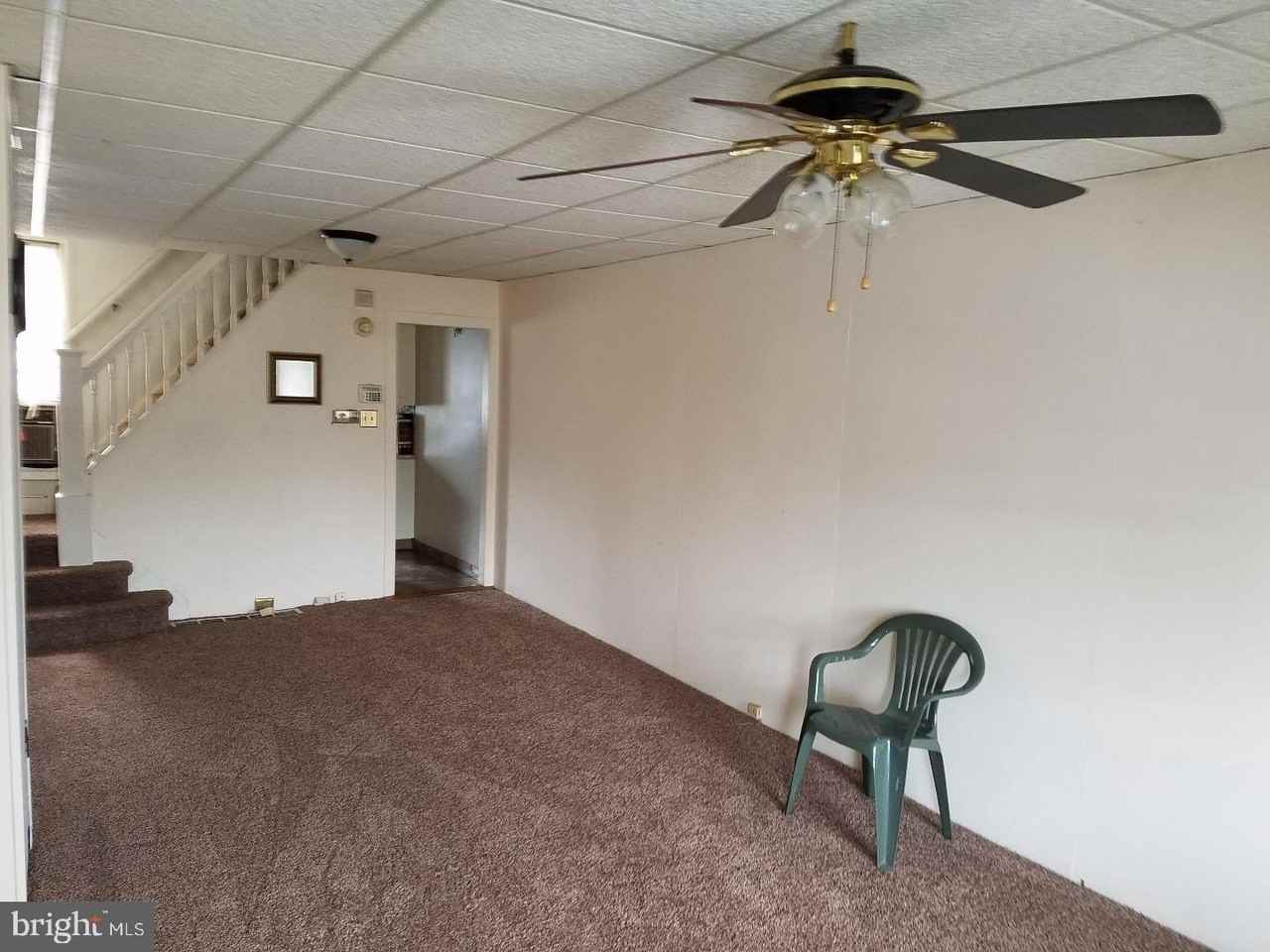 631 Schiller Ave - Photo 3 of 9