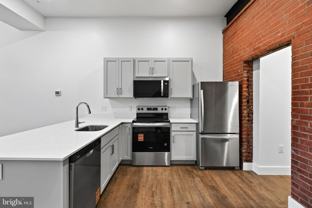 123 Main St #6 - Photo 1 of 1