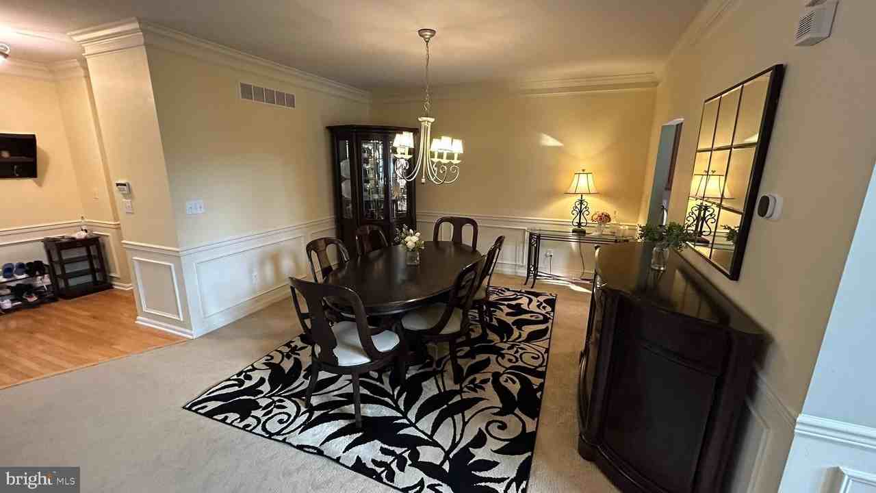 19 Wharton Dr - Photo 6 of 42