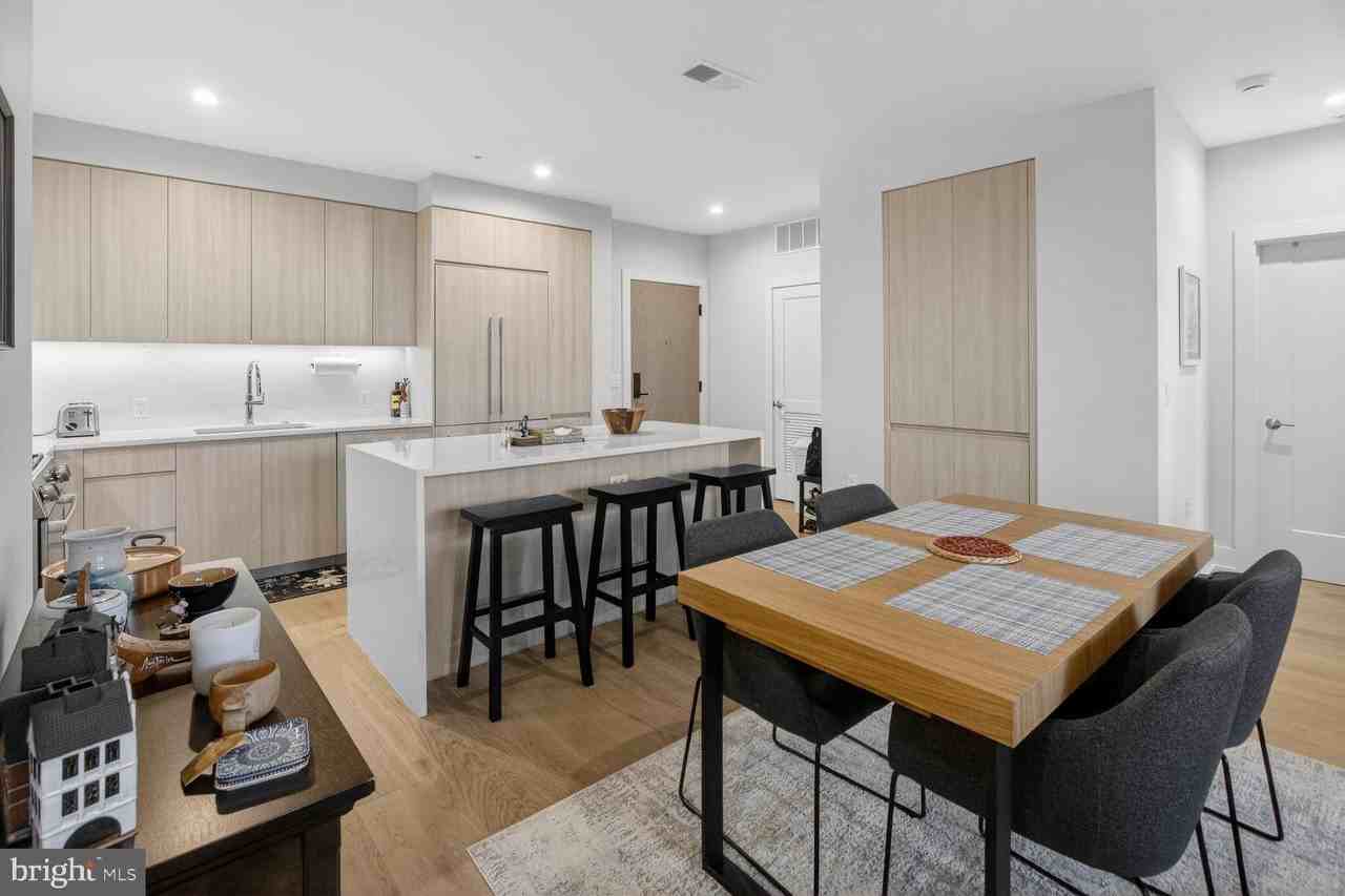 737 Swann Ave #310 - Photo 4 of 29