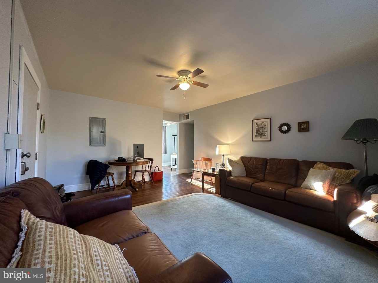 1320 Kenmore Ave #B - Photo 2 of 15