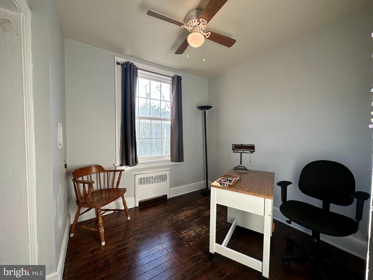 1320 Kenmore Ave #B - Photo 5 of 15