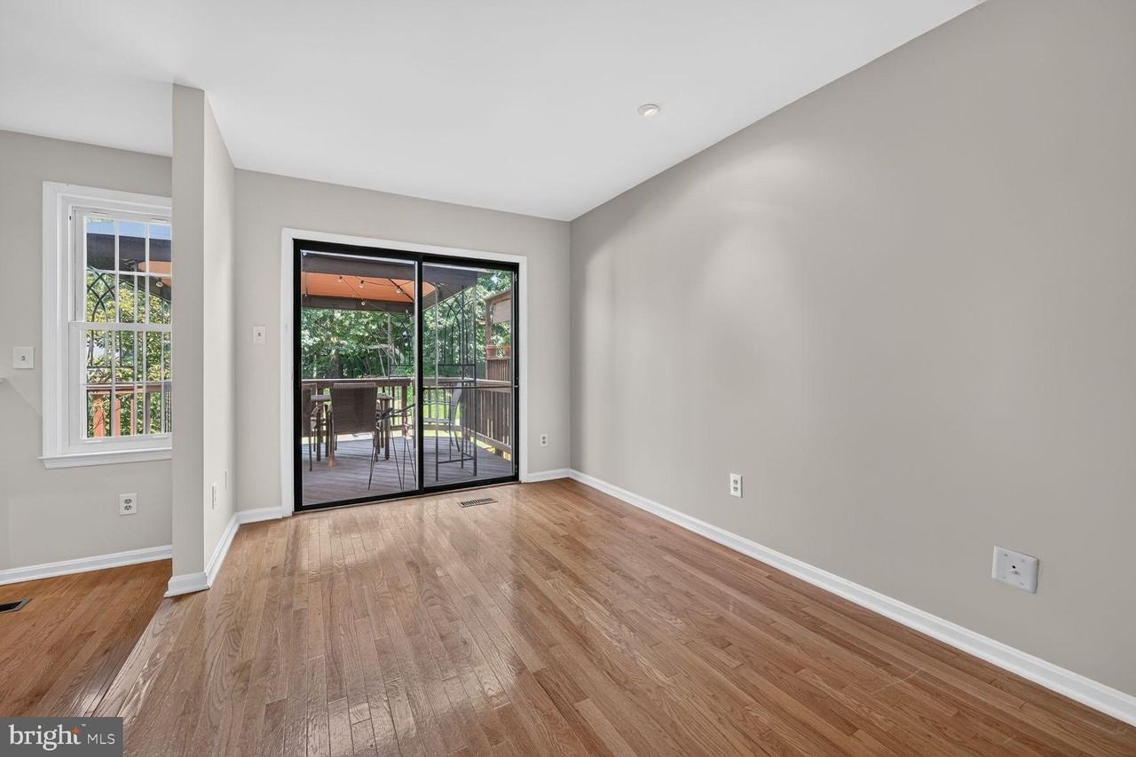 6374 English Ivy Way - Photo 5 of 15
