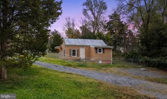 featured image of 27292 Old Valley Pike