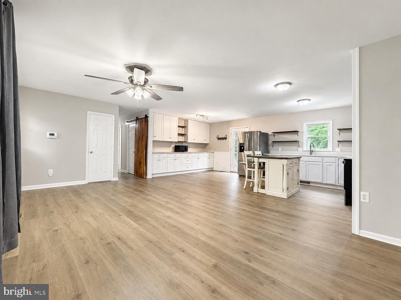 15 English Oak Cir - Photo 4 of 25