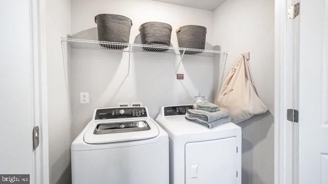 452 17th Ave - Photo 6 of 15